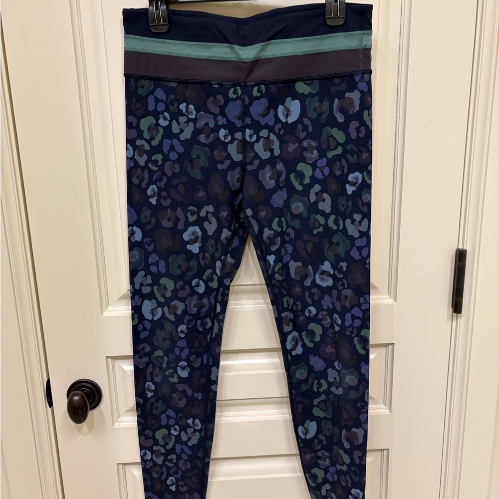 Athleta Navy and Teal Leopard Leggings
